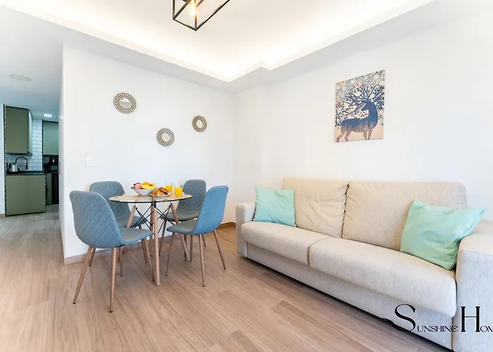 Beachfront Place With Balcony & Pool Apartment Torremolinos
