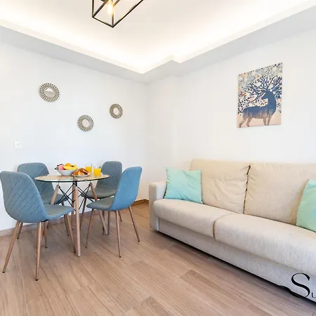 Beachfront Place With Balcony & Pool Appartement Torremolinos