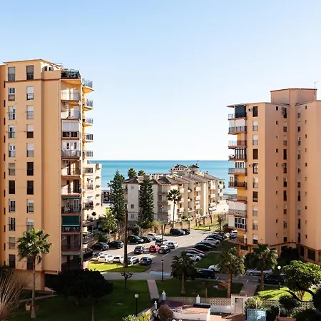 Apartament Beachfront Place With Balcony & Pool